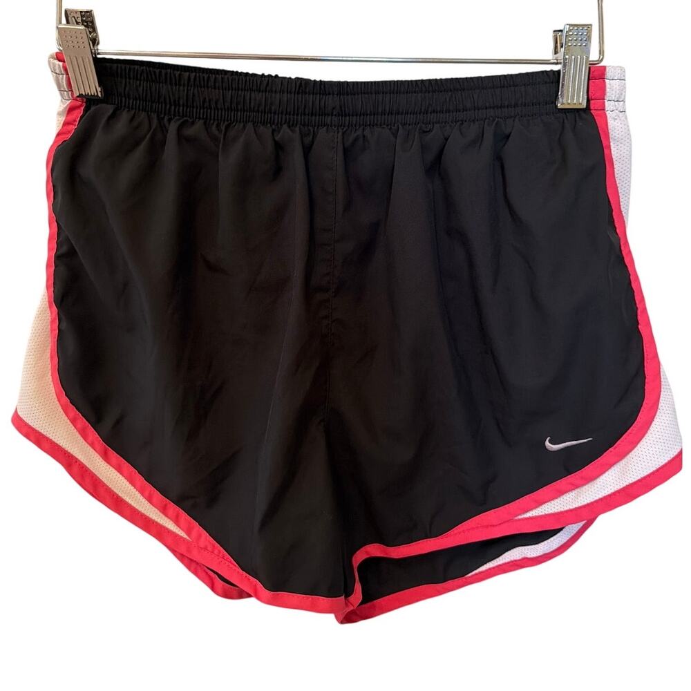 Nike Dri-Fit Women's Running Shorts Size Medium Gym Workouts Walking Summer